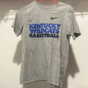 Nike boys Kentucky Wildcats Basketball too short grey blue black L large